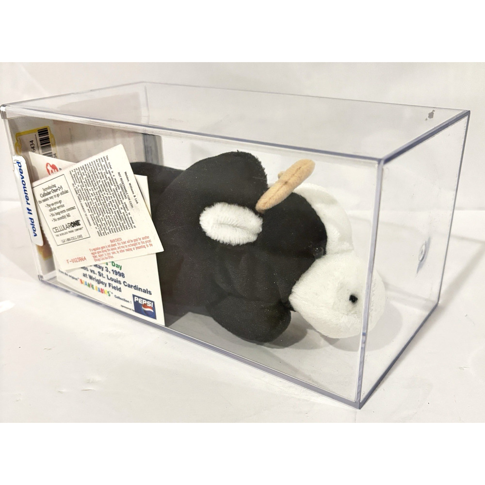 Ty Beanie Babies Harry Caray Daisy The Cow Cubs Promo W/ Game Ticket RARE SEALED